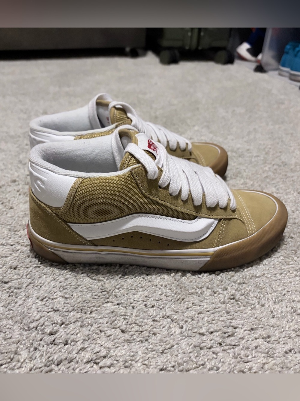 Vans Knu Mid Khaki Gum Skate Sneakers